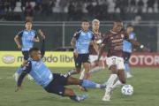 Sudamericana: Blooming cierra de local con caída ante Carabobo