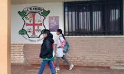Educación dispone tolerancia en el ingreso a clases por bajas temperaturas en Santa Cruz