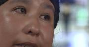 “Mi mamá está enferma”: entre lágrimas, una mujer señala que desde el jueves busca llegar a La Paz