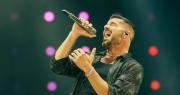 Ricky Martin vive momentos de tensión tras ataque con gas lacrimógeno en concierto