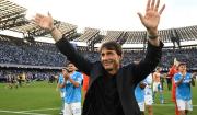 Conte se marcha del Nápoles tras asegurar el segundo puesto en la Serie A