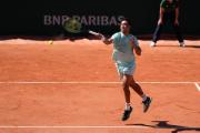 Hugo Dellien luchó, pero se despidió en el debut de Roland Garros