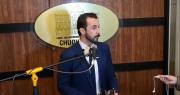 Gobernador de Santa Cruz pide agotar todos los caminos al diálogo antes de un Estado de excepción