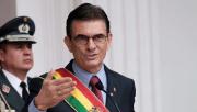 Presidente anuncia que se rebajará el sueldo a la mitad junto con sus ministros