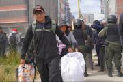 Nuevo bloqueo no permite transitar hacia el aeropuerto de El Alto