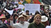 Marchas por la falta de gasolina y en demanda de la pacificación del país causan caos vehicular en La Paz