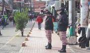 Despejan calles de Los Pozos y arrestan a dos personas por robo de cables del BRT