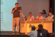 Caótica asamblea de Oriente estuvo marcada por el cruce entre Raldes y Keko Álvarez
