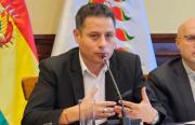 Lara dice que el tema de alza salarial no está cerrado