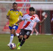 Soria debuta con victoria: Always Ready vence a ABB e iguala a The Strongest en la punta