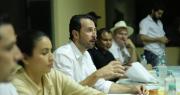 Se instala el diálogo en Cuatro Cañadas: Están presentes autoridades y parte de los sectores movilizados