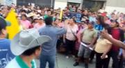 Habitantes de Caranavi expresan su rechazo a los bloqueos y exigen que dejen trabajar