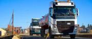 Bloqueos: YPFB reconoce abastecimiento de combustible parcial en La Paz y dice que hay varias cisternas varadas