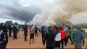 Fuerzas conjuntas y la Unión Juvenil desbloquean la carretera en San Julián, Santa Cruz