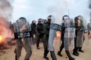 Defensoría del Pueblo reporta 16 civiles y 19 policías heridos en desbloqueo en San Julián