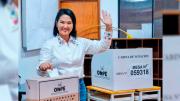 Keiko Fujimori con ligera ventaja en el balotaje del Perú, según pie de urna