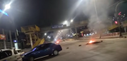 Policía desbloquea la avenida Petrolera en Cochabamba y arresta a más de 15 personas