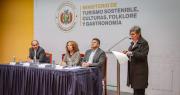 Gobierno advierte pérdidas de Bs 1.100 millones y 90.000 empleos en riesgo; Turismo activa plan de emergencia