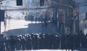 Tensión en La Paz: enfrentamiento entre manifestantes y la Policía deriva en aprehensiones
