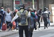 Policía pide a periodistas extremar medidas de seguridad durante la cobertura de movilizaciones en La Paz