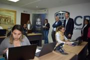 Más de 800 postulantes compiten por una de las 300 “Becas CREcé con nosotros”