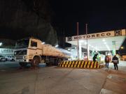 YPFB despacha 1.638 m3 de Gasolina Especial a surtidores de La Paz y El Alto pese a bloqueos