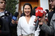 Fujimori vuelve a situarse por delante de Sánchez en la recta final del escrutinio en Perú