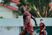 Oriente licenció a sus jugadores hasta el lunes