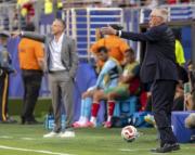 Un Ancelotti tranquilo vivió un debut mundialista de luces y sombras sin pasar del empate