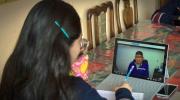 Escuela en tiempos de convulsión: maestros con clases virtuales hasta de educación física y familias con cuatro hijos, un celular y sin wifi