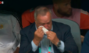 Dick Advocaat conmueve al público con emotiva reacción en debut de Curazao en el Mundial