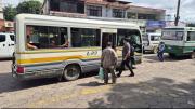 Escasez de diésel obliga a operar con solo el 50% de los micros en Santa Cruz