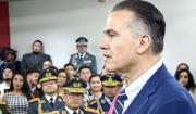 Justiniano a FFAA: “Bolivia espera de ustedes serenidad en la crisis, firmeza en la decisión, (…) y lealtad absoluta a la Constitución”
