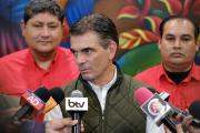 Paz llama al diálogo y dice que los conflictos deben resolverse “sobre la mesa y no con bloqueos”