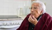 Teresa, la mujer más longeva del mundo con 112 años, desvela su secreto: “La tomo en todas las comidas”