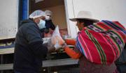 Emapa suspende la venta de pollo en sus sucursales de La Paz y prioriza la distribución móvil