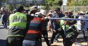 “Estamos en quiebra, no queremos bloqueos”, sector lechero instala vigilia en el aeropuerto de Cochabamba