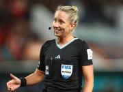 Tori Penso: la segunda mujer en ser árbitro en un Mundial de fútbol masculino