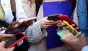 EAU prohíbe las redes sociales a los menores de 15 años