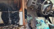 “Tenía dinamita y petardos”: Aprehenden a mujer por la quema y destrozos en la Subalcaldía de Senkata, reporta la Fiscalía