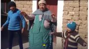 Doña Inés y sus nietos se suman al baile de “Que el Lara más que vuele”