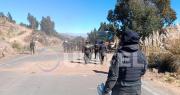 Contingente policial desbloquea la carretera nueva que une a Cochabamba con Santa Cruz