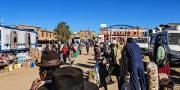 Entre productos y alimentos: el trueque continúa vigente en la feria de Belén