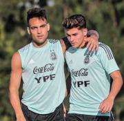 Scaloni define entre Lautaro y Julián en el ataque