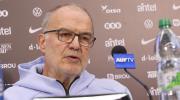 Bielsa critica las pausas de hidratación: “Le quitan mucho al fútbol”