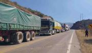 Los bloqueos bajan a 13 y se concentran principalmente en Cochabamba