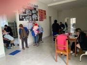 Tarija: Despiden a 100 trabajadores en salud, pese al déficit de 3.000