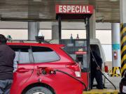 Presidente de YPFB asegura que hasta el martes se normalizará la distribución de combustible en el país