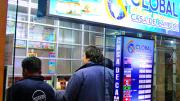 Casas de cambio y bancos deben respetar el margen de 10 centavos en la compra y venta de dólares