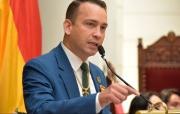 Saucedo asegura que el 75% del presupuesto asignado se va en sueldos; buscan un 5% del PGE